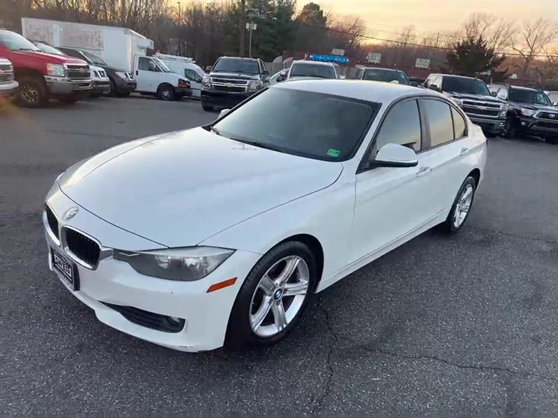 2014 BMW 3 Series 320i - Photo 2