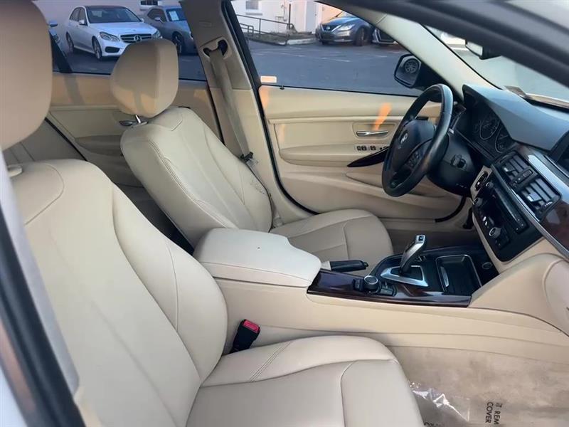 2014 BMW 3 Series 320i - Photo 20