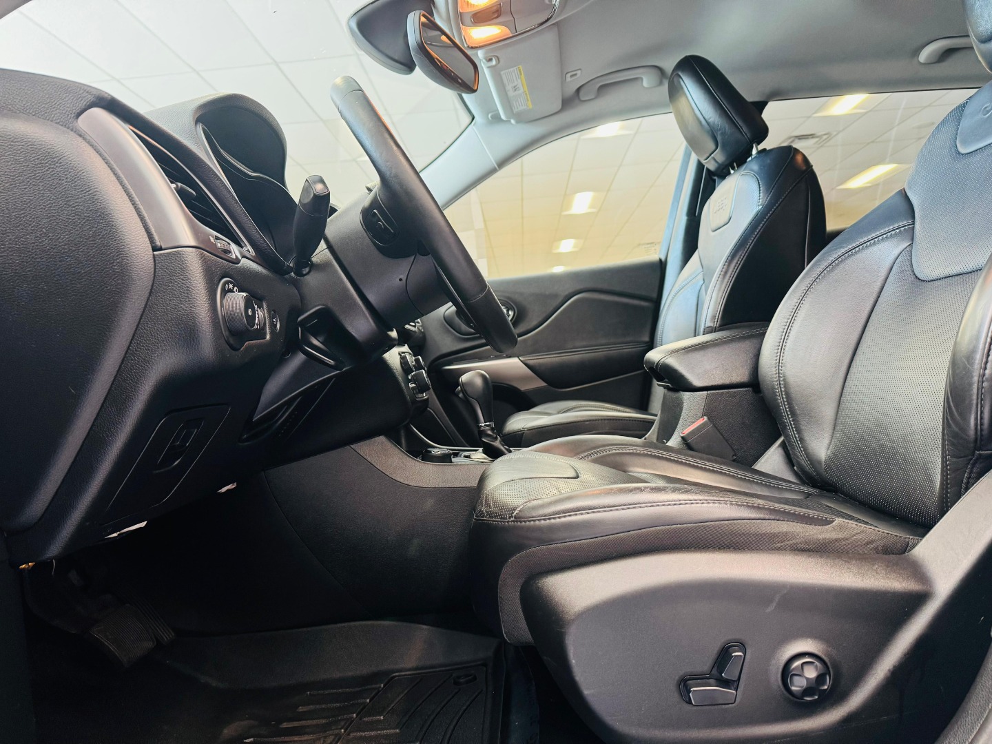 2019 Jeep Cherokee Limited - Photo 11