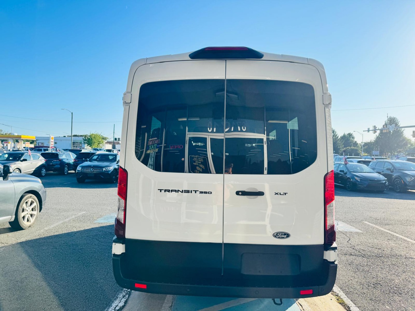 2026 Ford Transit Passenger Van XLT - Photo 6
