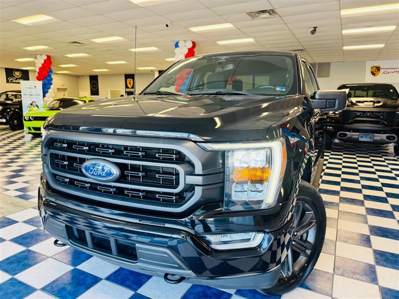 2023 FORD F-150 XLT