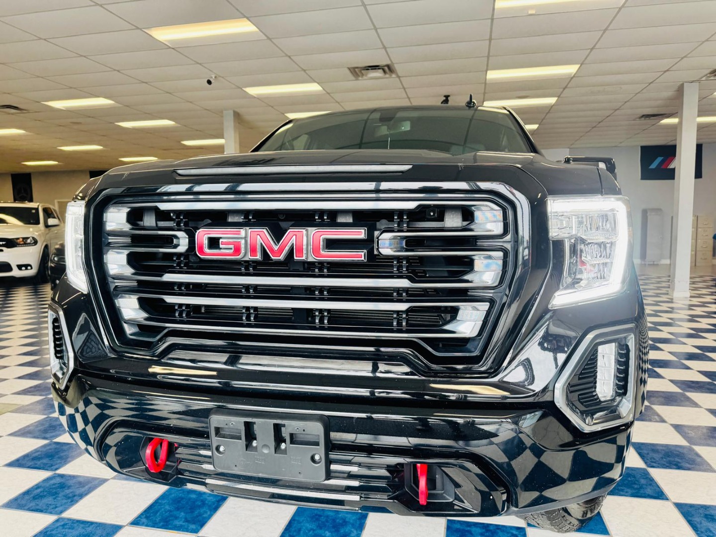 2022 GMC Sierra 4WD Crew Cab Short Box AT4's photo