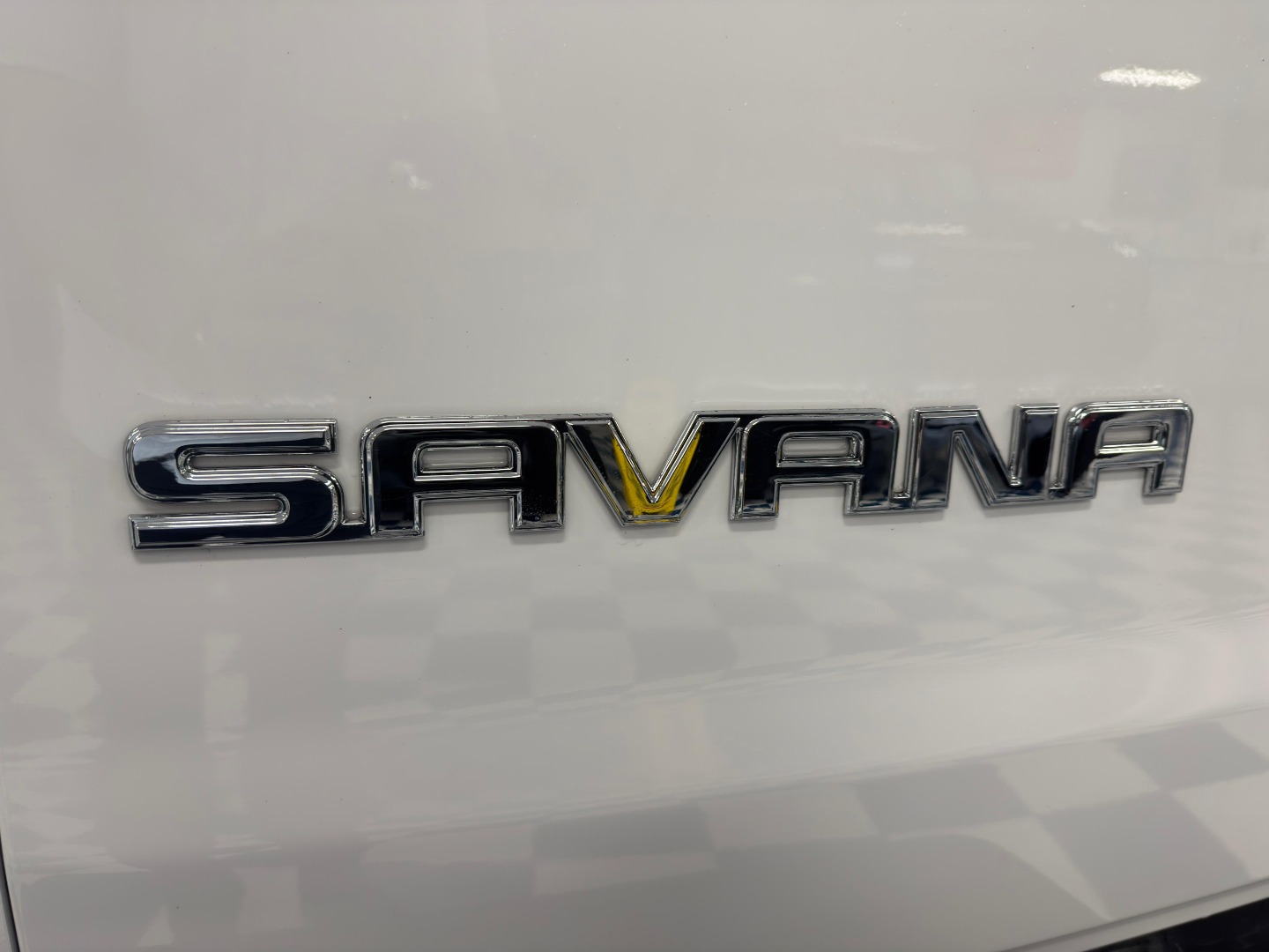 2022 GMC Savana Cargo Work Van - Photo 23