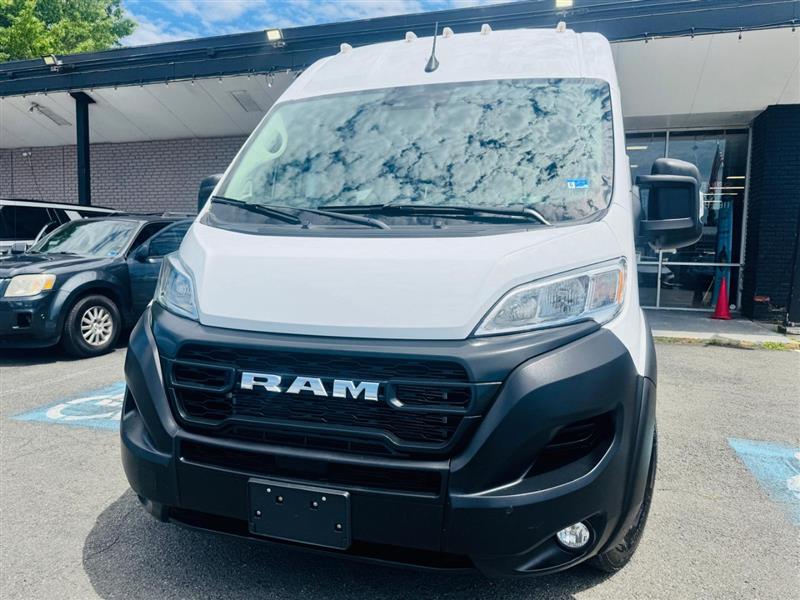 White 2025 RAM ProMaster Van Automatic