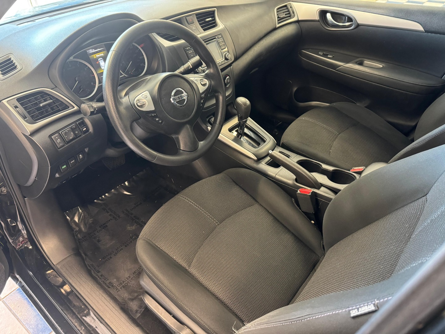 2018 Nissan Sentra S - Photo 10