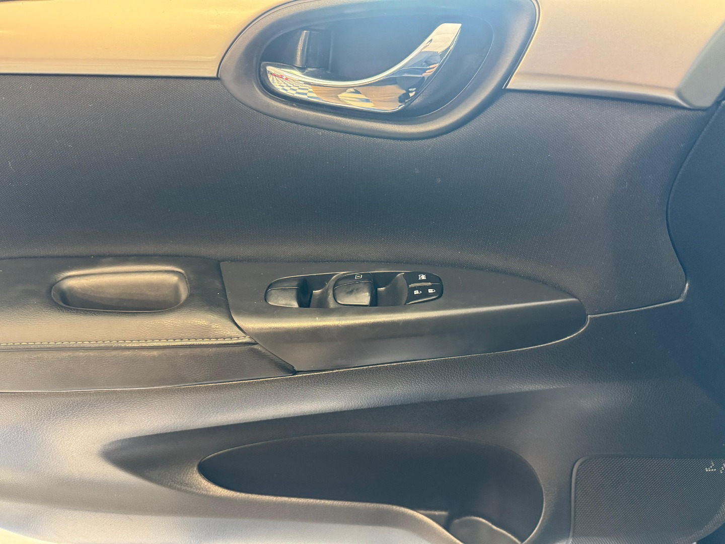 2018 Nissan Sentra S - Photo 24