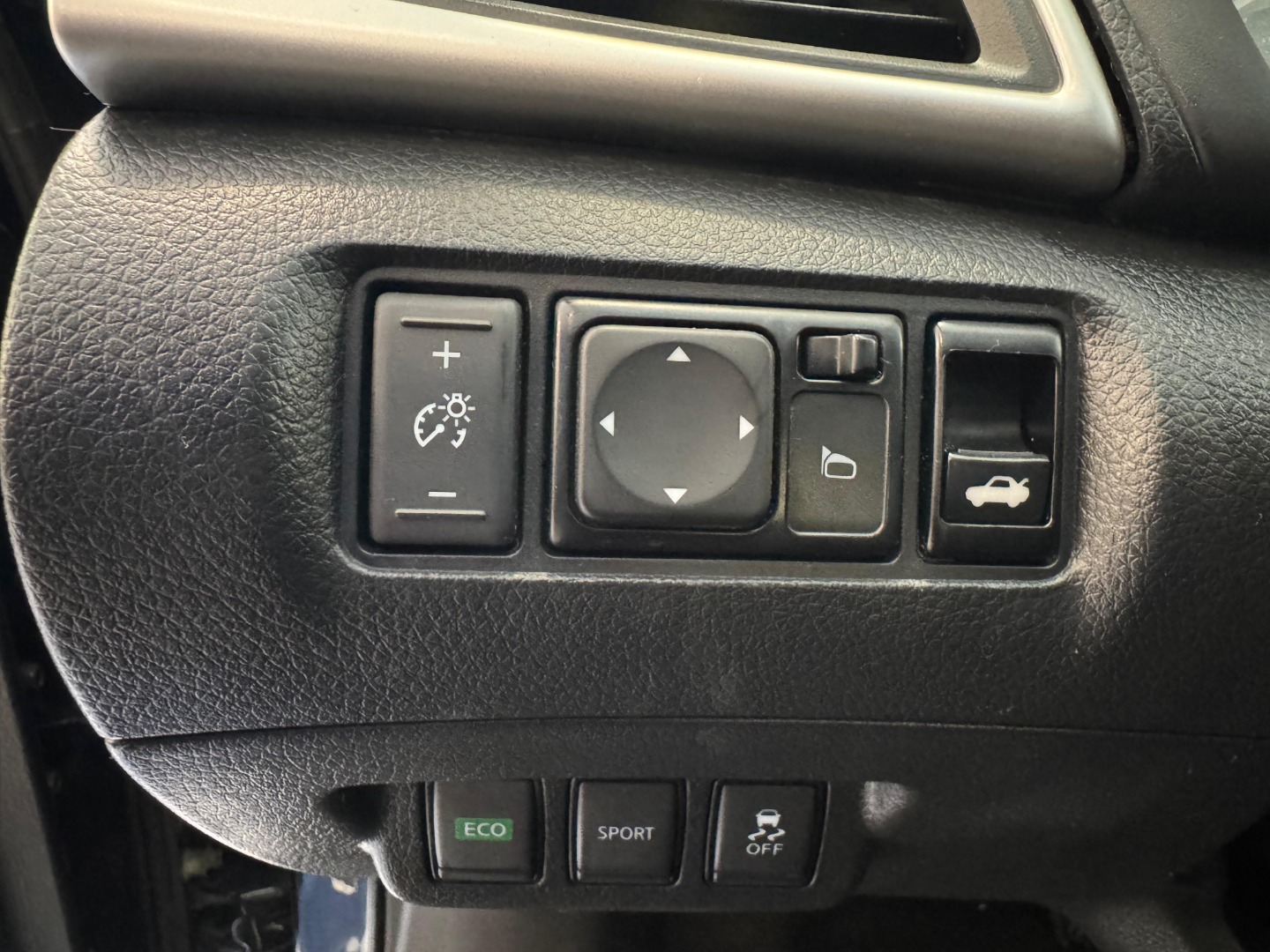 2018 Nissan Sentra S - Photo 25