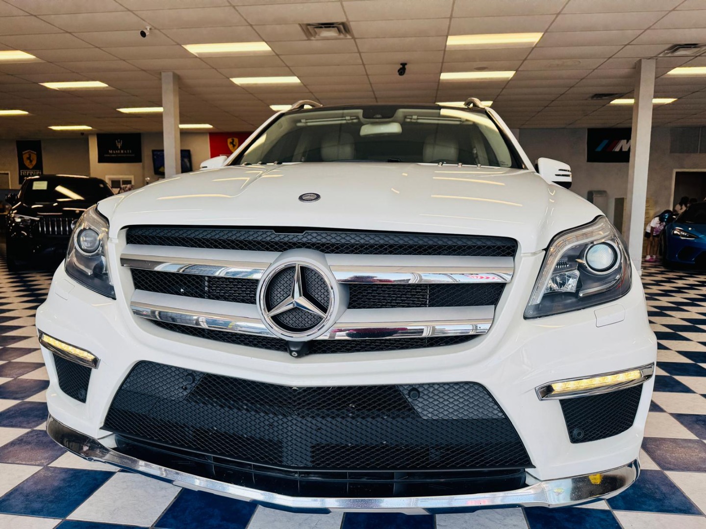 2015 Mercedes-Benz GL-Class GL550's photo