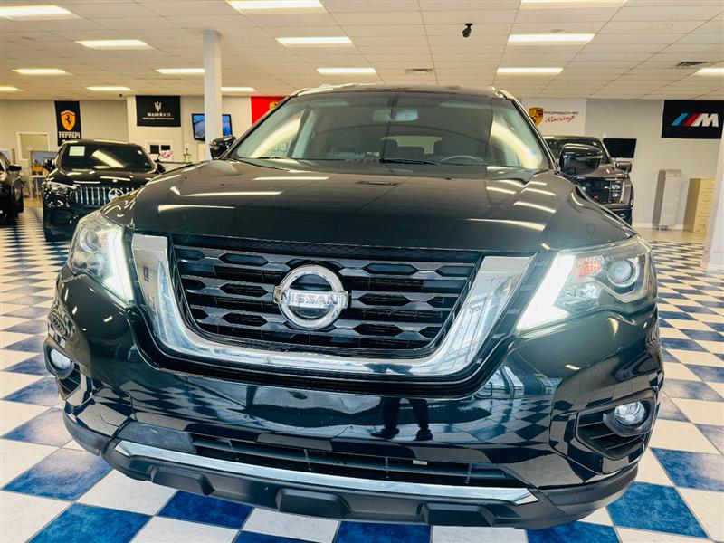 2019 NISSAN PATHFINDER SV