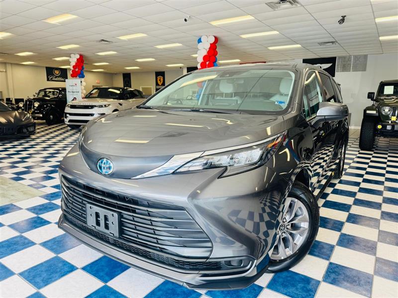 2025 Toyota Sienna