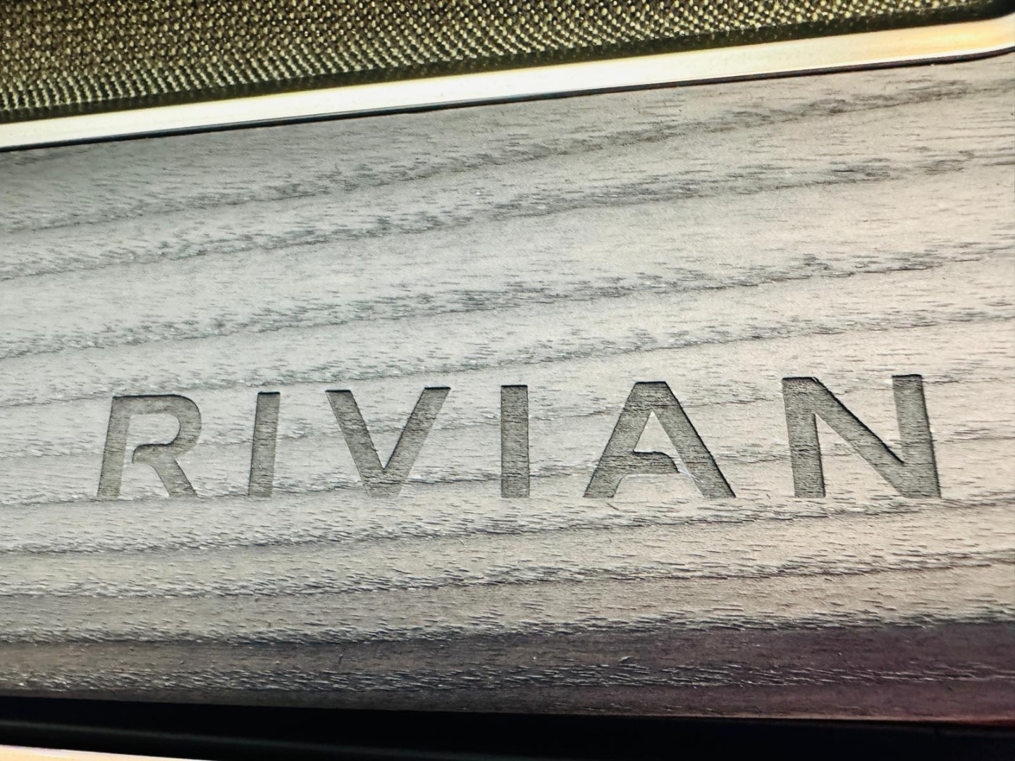 2023 Rivian R1S Adventure - Photo 26