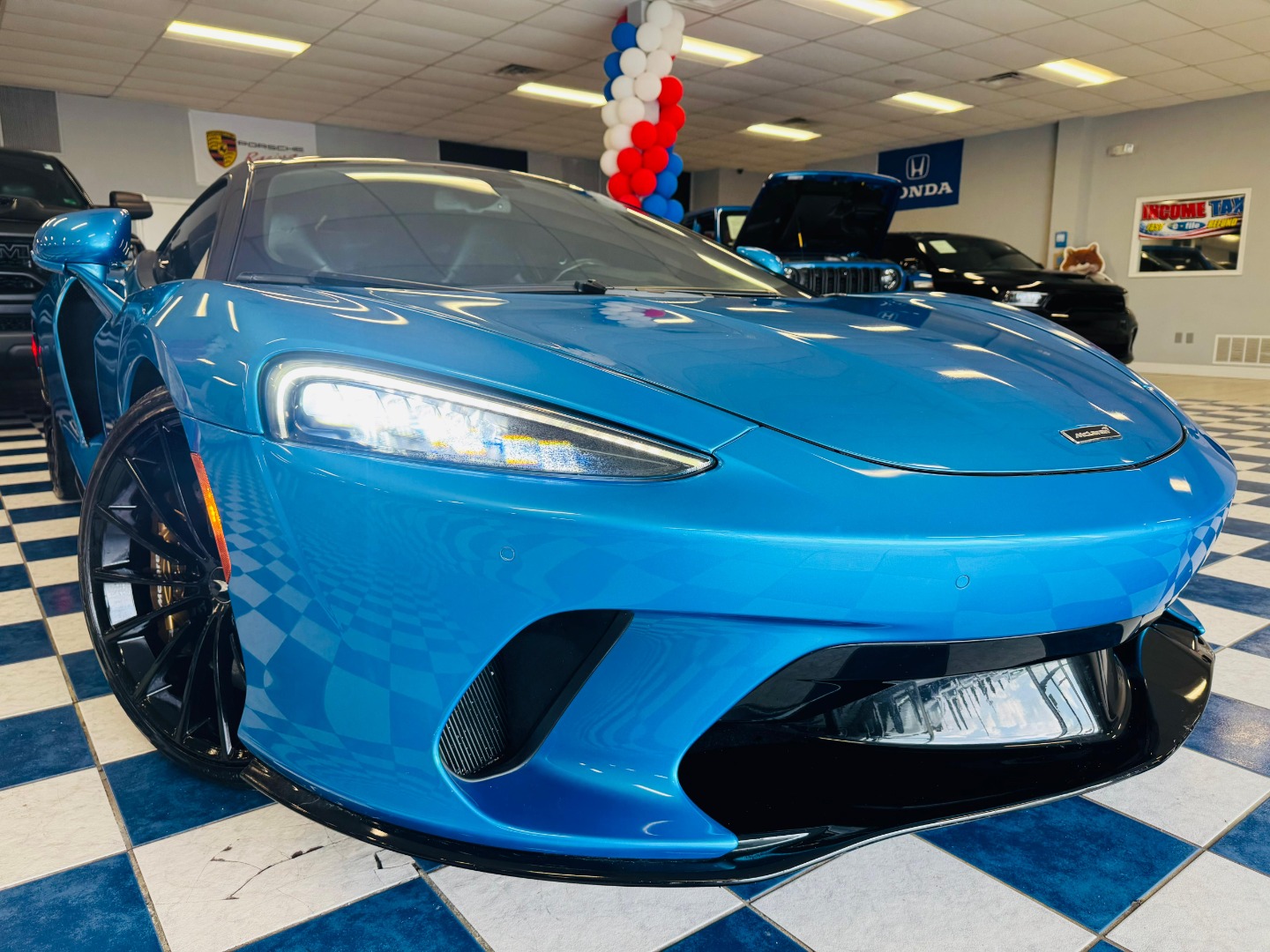 2021 McLaren GT Base - Photo 37