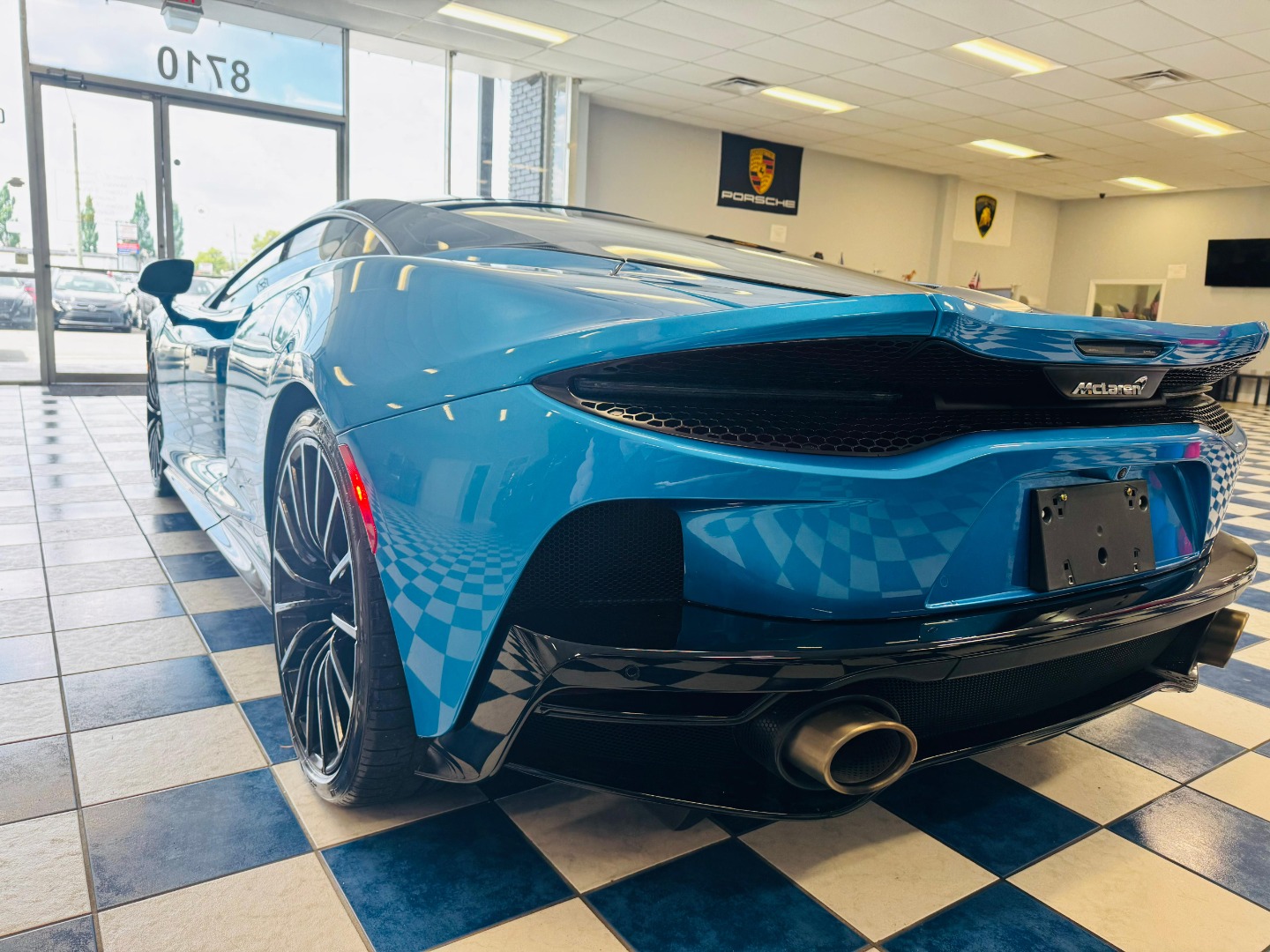 2021 McLaren GT Base