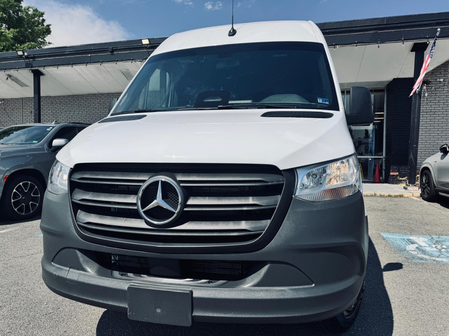 2026 Mercedes-Benz Sprinter 2500 170 WB High Roof's photo