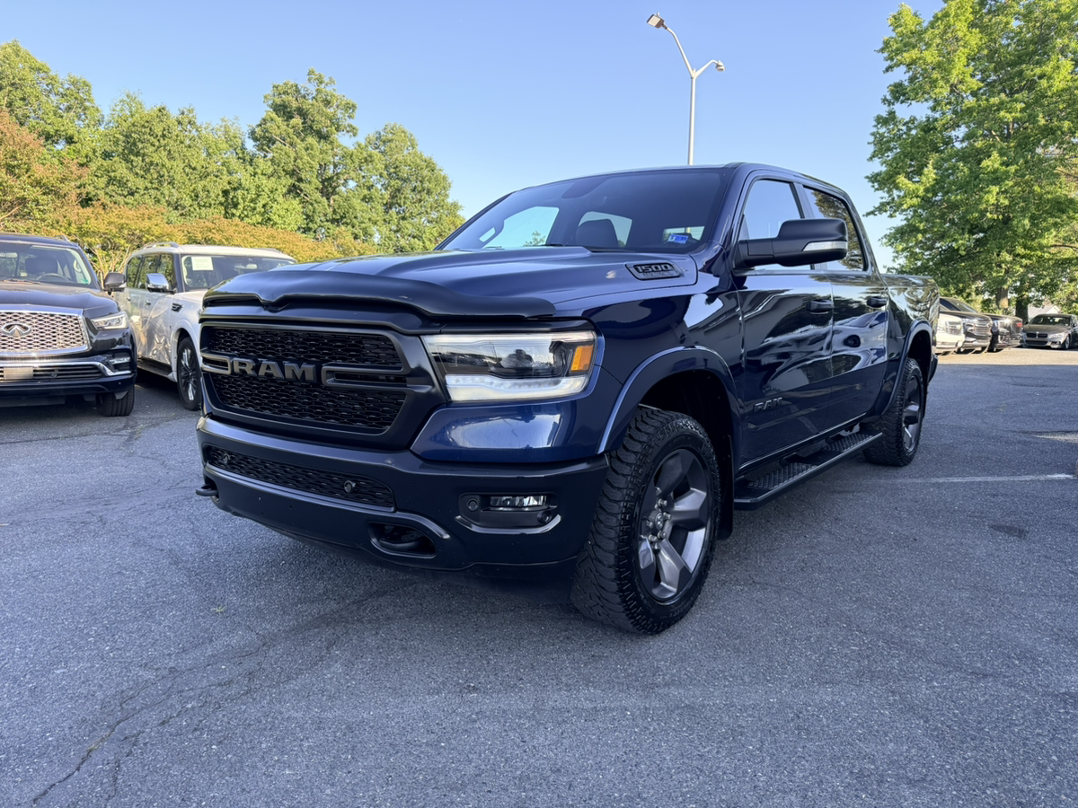 2020 RAM 1500 Big Horn/Lone Star 4x4 Crew Cab 5'7's photo