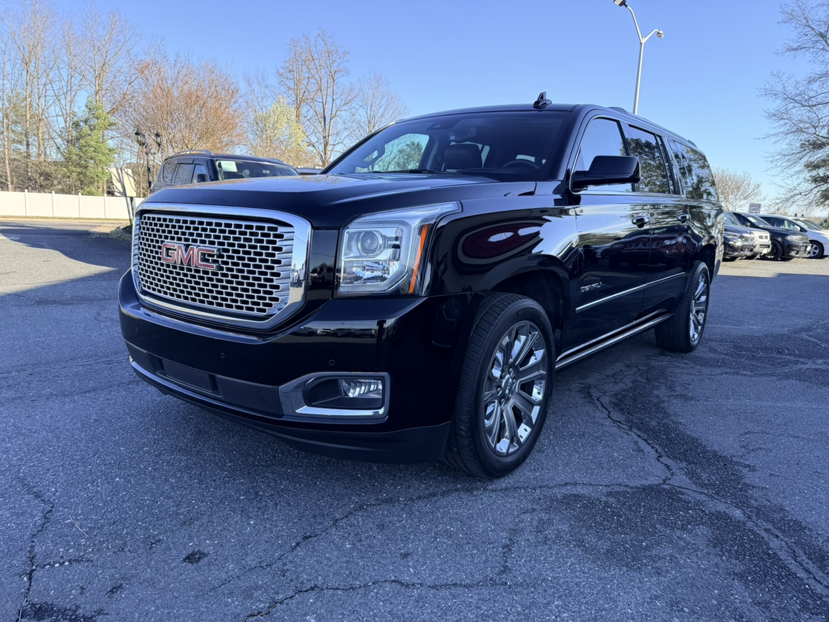 2016 GMC Yukon Denali AWD's photo