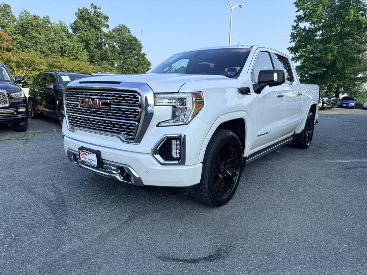 2020 GMC Sierra 4WD Crew Cab Short Box Denali's photo