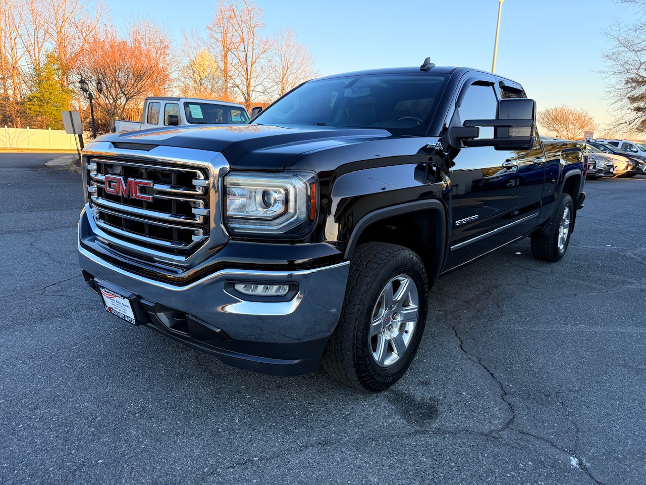 2016 GMC Sierra 4WD Double Cab Standard Box SLT's photo