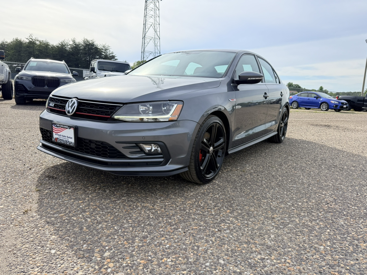2017 Volkswagen Jetta 2.0T GLI DSG's photo