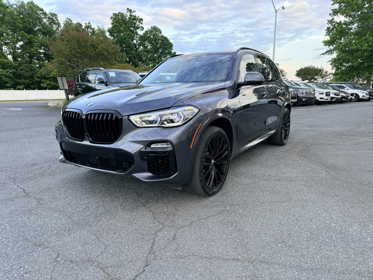 2021 BMW X5 M50i's photo