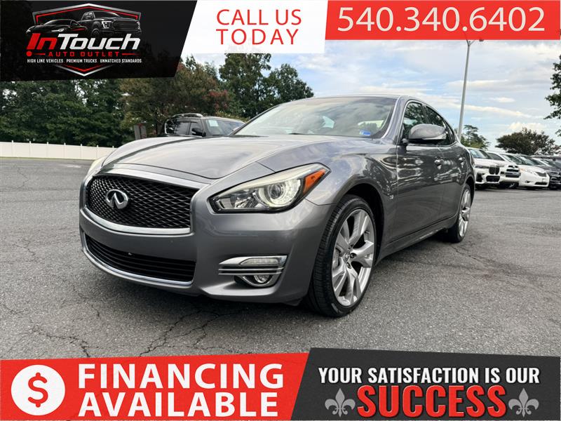 2017 INFINITI Q70 3.7 AWD