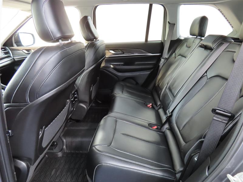 JEEPGRAND CHEROKEE32