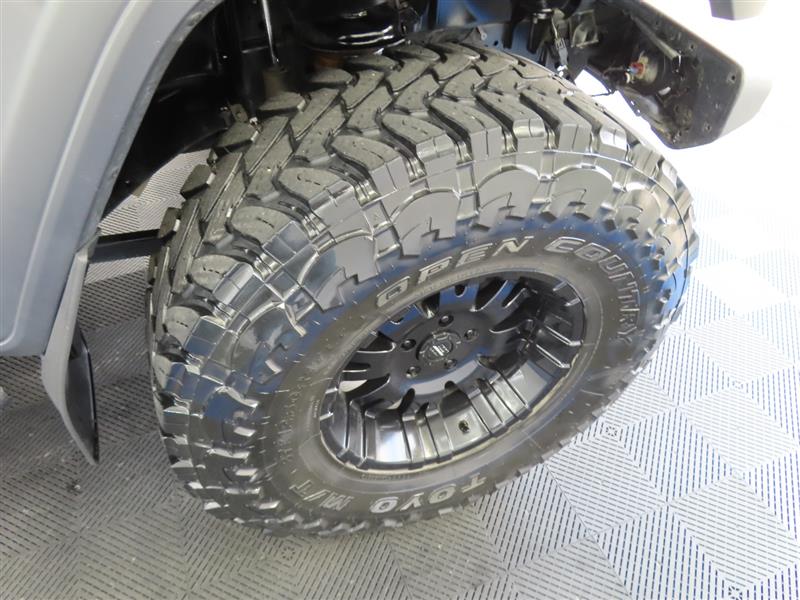 JEEPGLADIATOR9