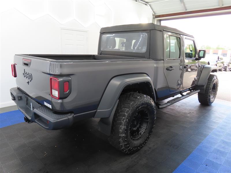 JEEPGLADIATOR12