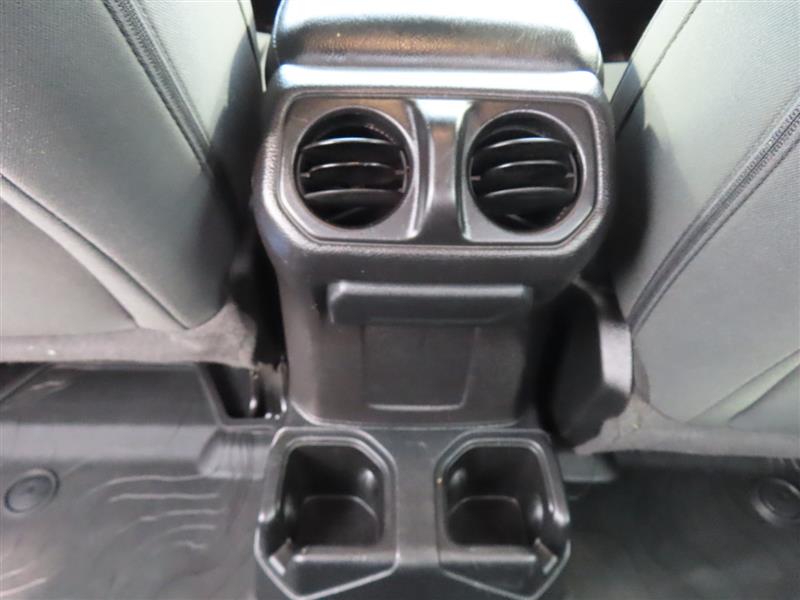 JEEPGLADIATOR27