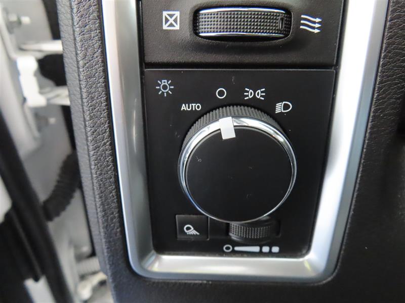 2023 RAM Ram 1500 Classic SLT - Photo 15