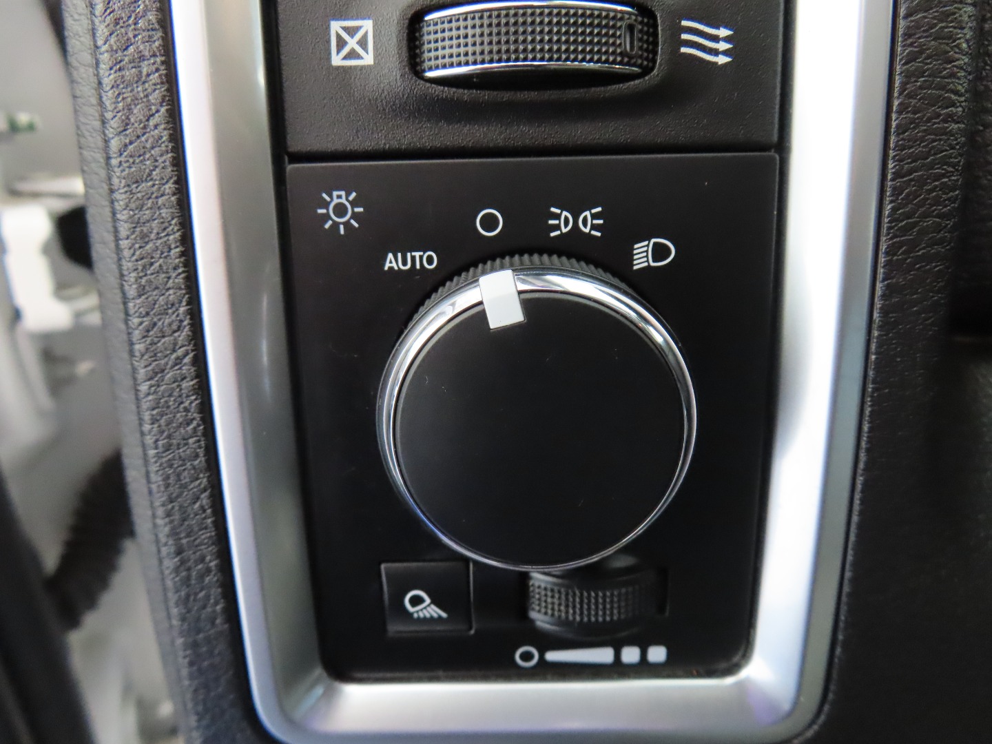 2023 RAM Ram 1500 Classic SLT - Photo 18