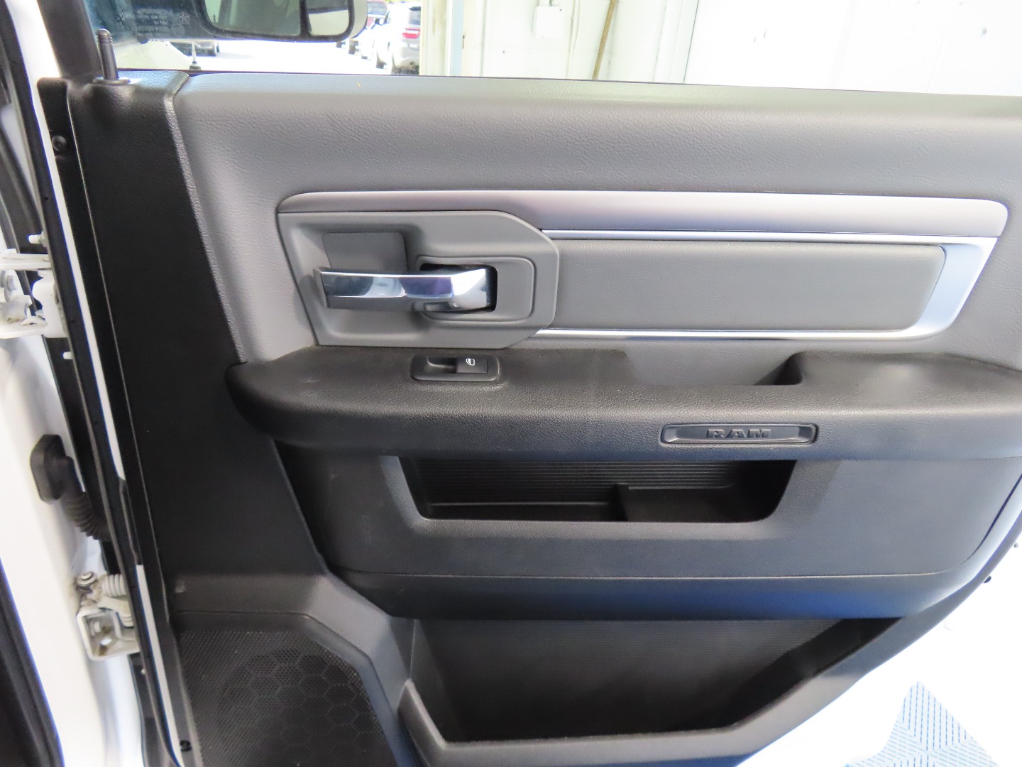 2023 RAM Ram 1500 Classic SLT - Photo 35
