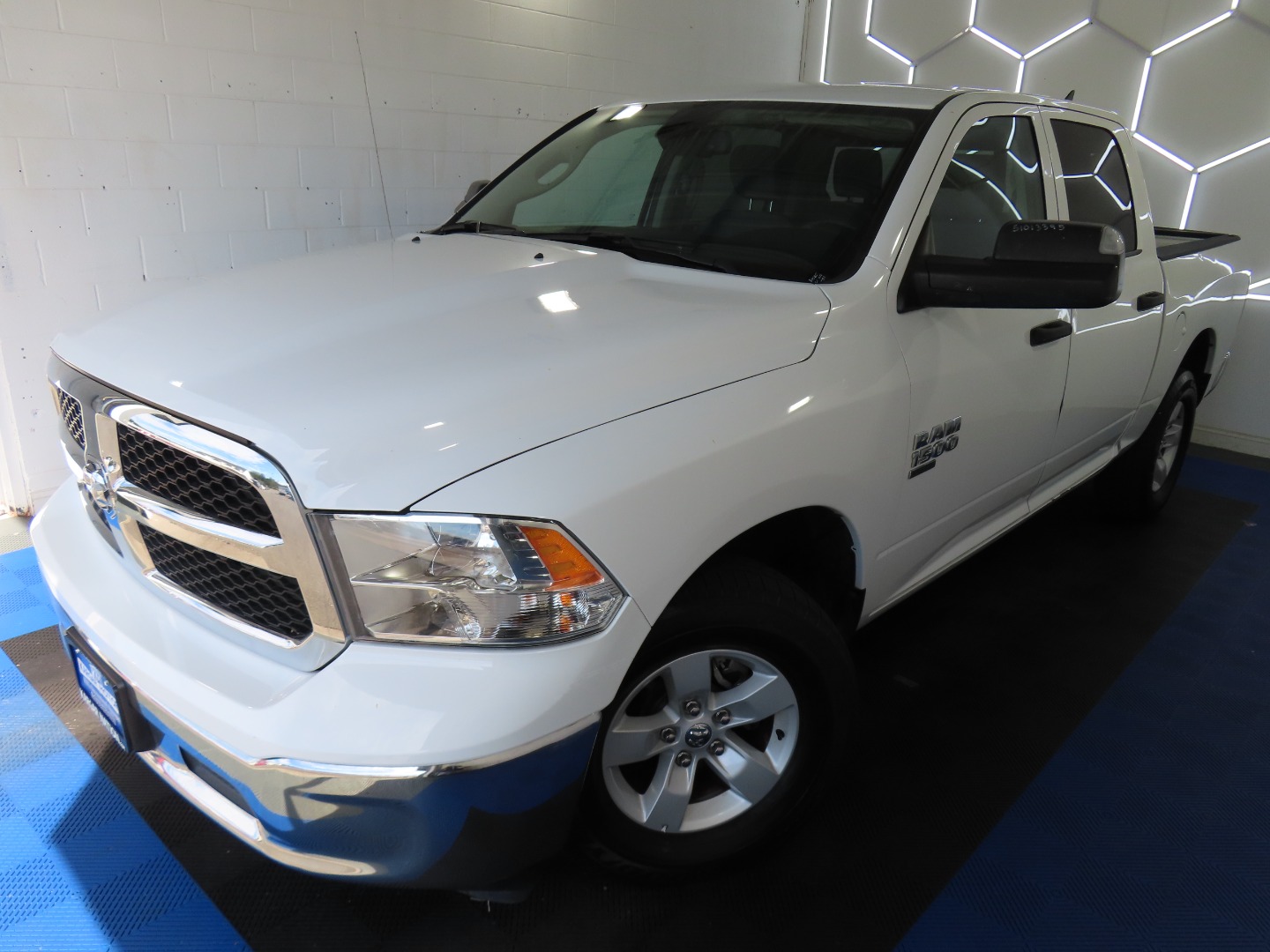 2023 RAM Ram 1500 Classic SLT - Photo 7