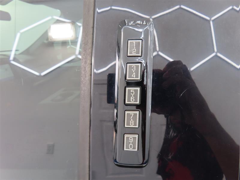 FORDSUPER DUTY F-250 SRW8
