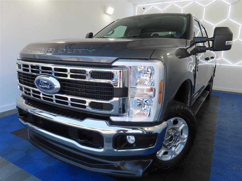 2025 FORD SUPER DUTY F-250 SRW XLT