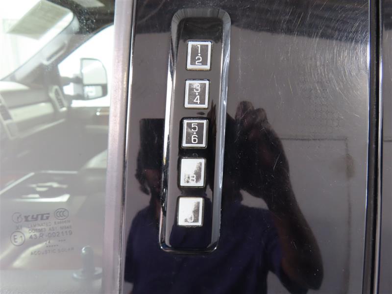 FORDSUPER DUTY F-450 DRW8