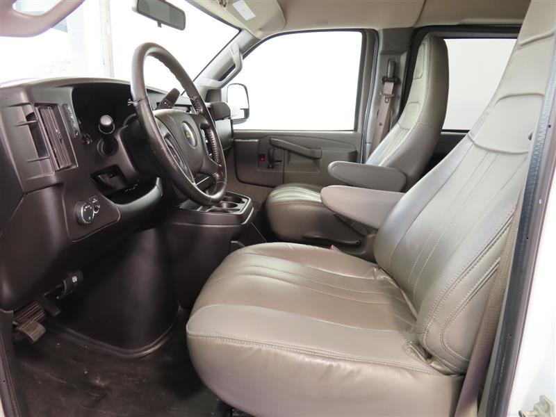 CHEVROLETEXPRESS PASSENGER17