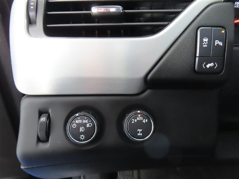 GMCYUKON11