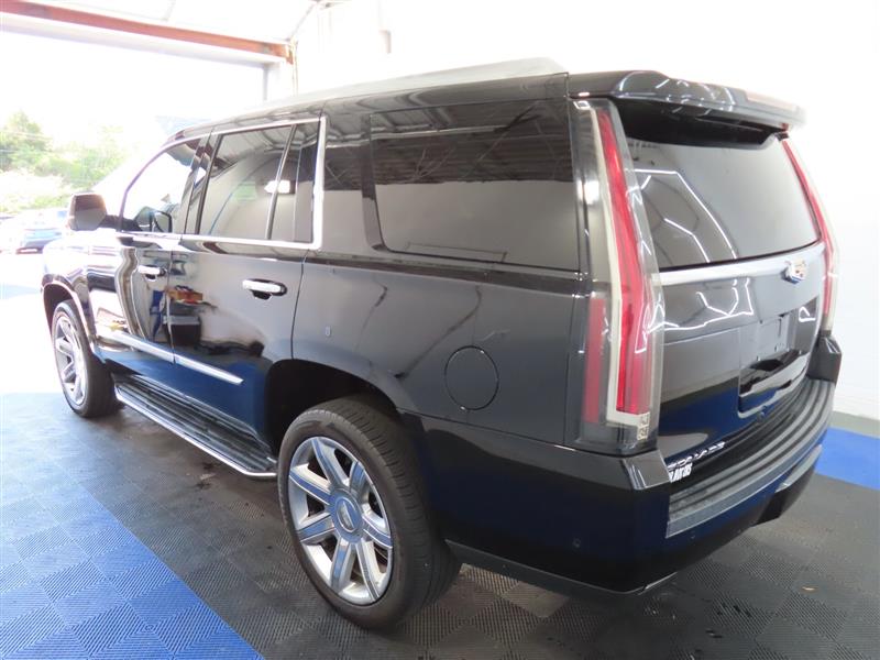 CADILLACESCALADE10