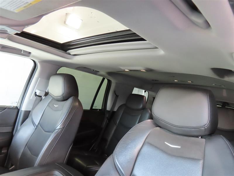 CADILLACESCALADE18