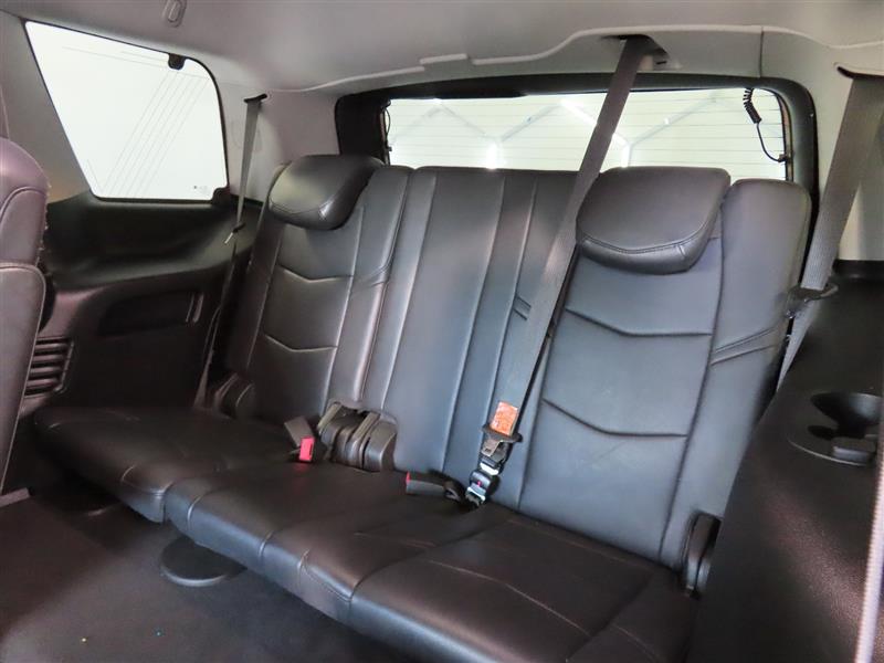 CADILLACESCALADE36