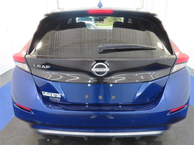 NISSANLEAF11