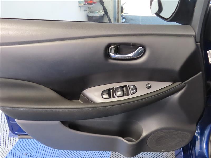 NISSANLEAF15