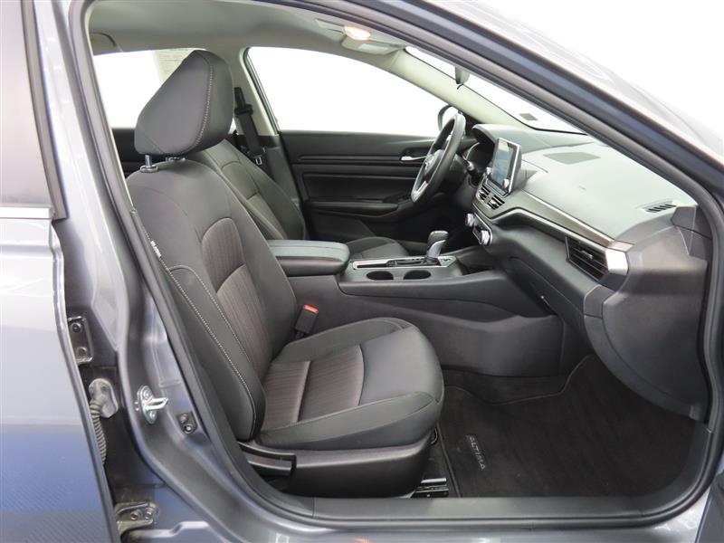 NISSANALTIMA30