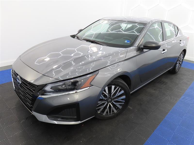 NISSANALTIMA4