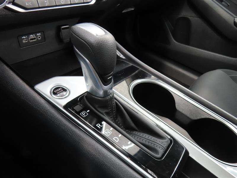 NISSANALTIMA24