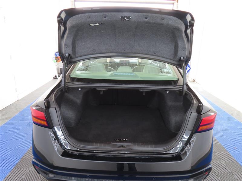 NISSANALTIMA12