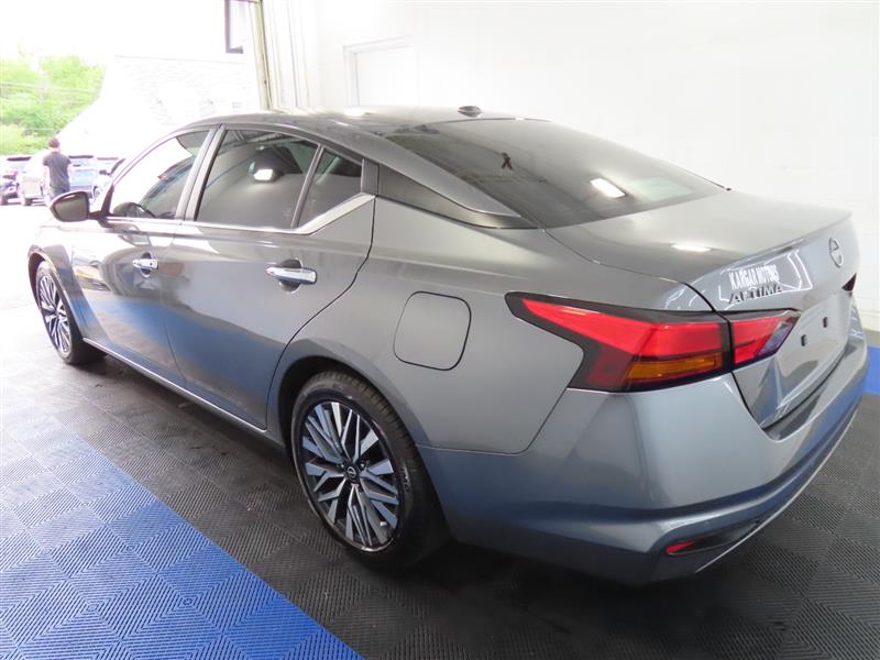 NISSANALTIMA9