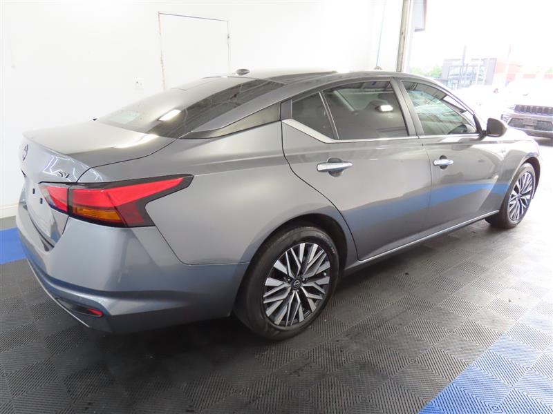 NISSANALTIMA14