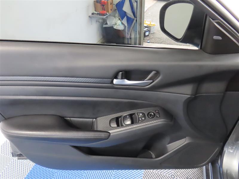 NISSANALTIMA15